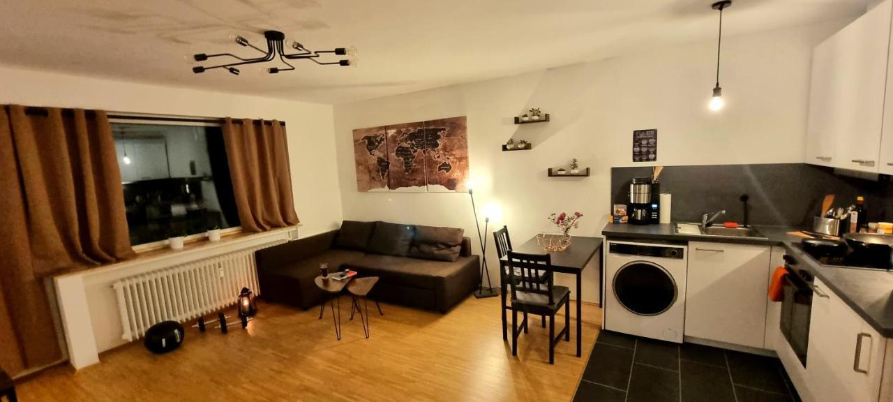 Business Apartment Mit Kuche Fur 1-3 +Netflx+5G Wlan Nahe Der Mhh Im Industrial Design Hannover Exterior photo